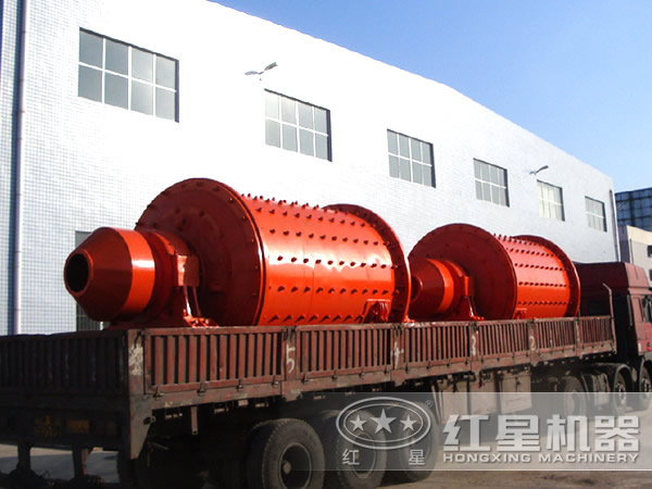 球磨機(jī)發(fā)貨現(xiàn)場 球磨機(jī)發(fā)貨現(xiàn)場