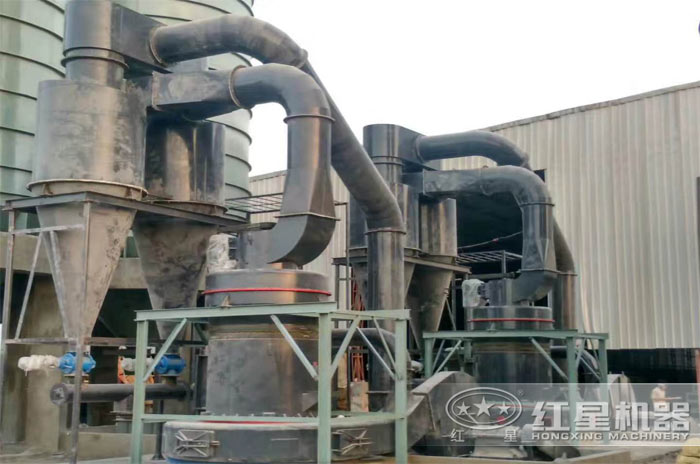 磨粉現(xiàn)場 磨粉現(xiàn)場