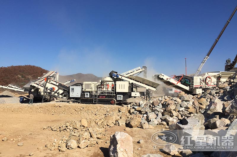 移動(dòng)石子破碎機(jī)產(chǎn)量是多少？出料不達(dá)標(biāo)的原因有哪些？