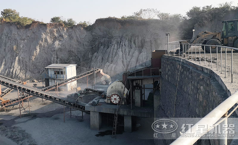 PCZ1615重錘式破碎機(jī)產(chǎn)量是多少？多少錢一臺？