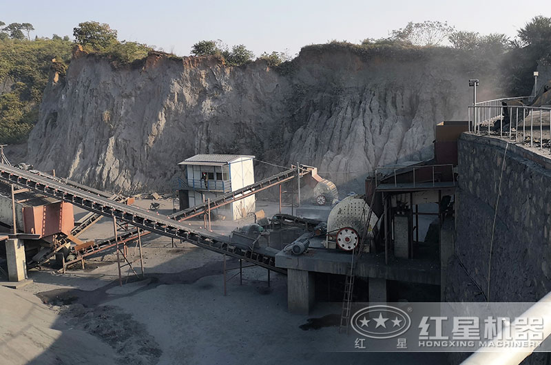 錘式碎煤機(jī)工作現(xiàn)場圖片