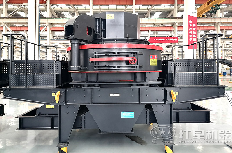 鵝卵石制沙機(jī)型號(hào)時(shí)產(chǎn)300噸有哪些，一臺(tái)價(jià)格多少？附視頻