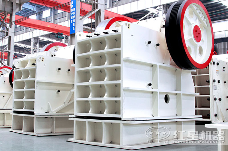 紅星石子加工設備生產(chǎn)車間現(xiàn)貨實拍