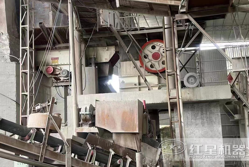 粗破鄂式破碎機(jī)-69鄂破價(jià)格是多少，帶生產(chǎn)線視頻